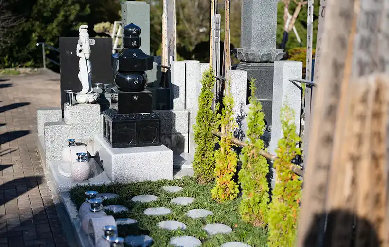 川崎市中原区 「愛樹木葬」新横浜樹木葬墓地