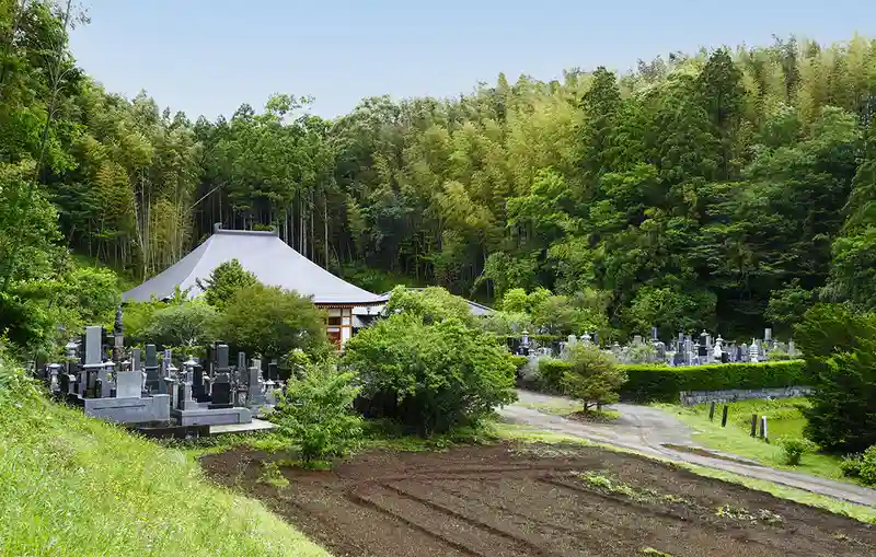 成田市 「愛樹木葬」成田自然の郷樹木葬墓地