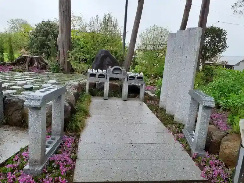 熊谷市 メモリーガーデンあじさいの杜霊園 樹木葬墓「安楽」