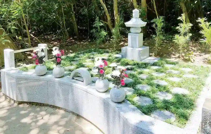 逗子市 「愛樹木葬」北鎌倉の杜樹木葬墓地