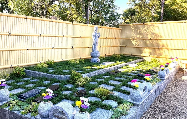 奈良市 「愛樹木葬」奈良中央樹木葬墓地