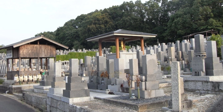 名古屋市 平和公園 聚福院墓地