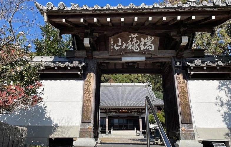 それ以外の愛知県の市 「愛樹木葬」花の寺豊川萩樹木葬墓地